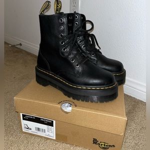JADON III BOOT PISA LEATHER PLATFORMS DR MARTENS